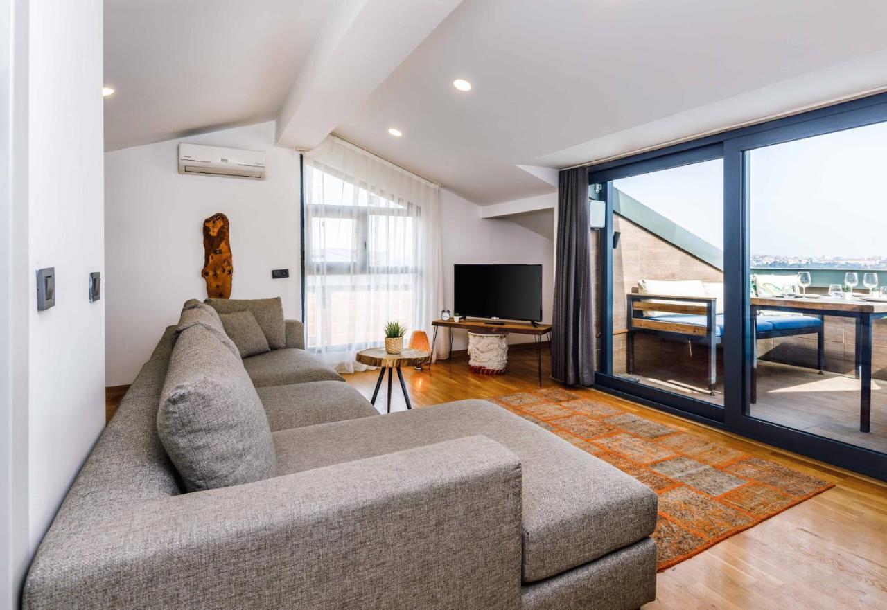 Monnas Bosphorus Apartment Istanbul Exterior photo